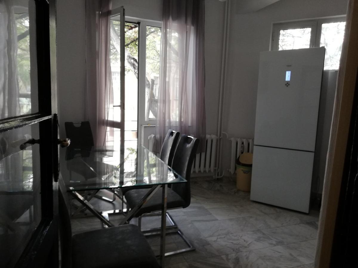 Top Center Cozy And Spacious Apartment โซเฟีย ภายนอก รูปภาพ