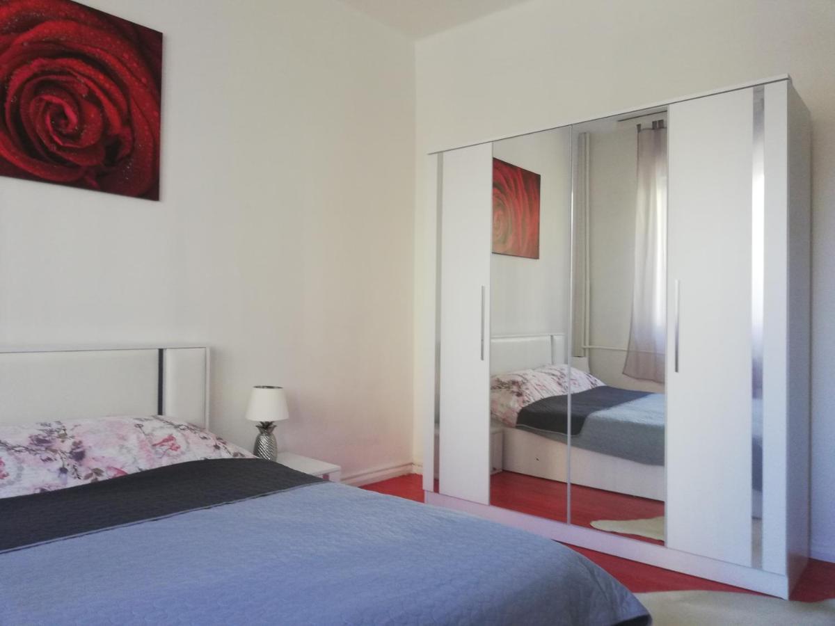 Top Center Cozy And Spacious Apartment โซเฟีย ภายนอก รูปภาพ