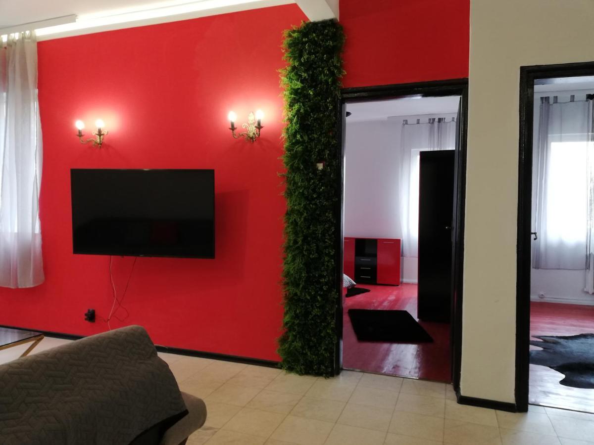 Top Center Cozy And Spacious Apartment โซเฟีย ภายนอก รูปภาพ